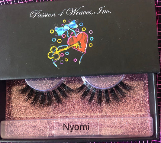 Nyomi Lashes